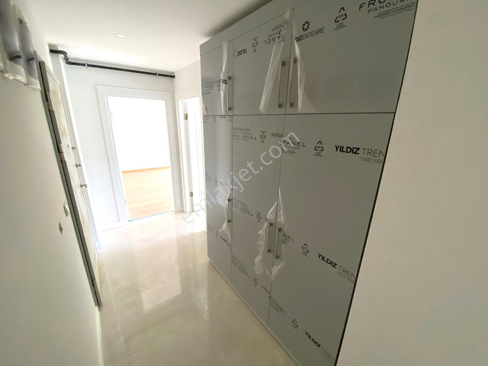 Burhaniye Ören'de Aygül'den Site İçin'de Yerden Isıtmalı Havuzlu Otoparklı Lüks 2+1 Satılık Daireler - Görsel 27