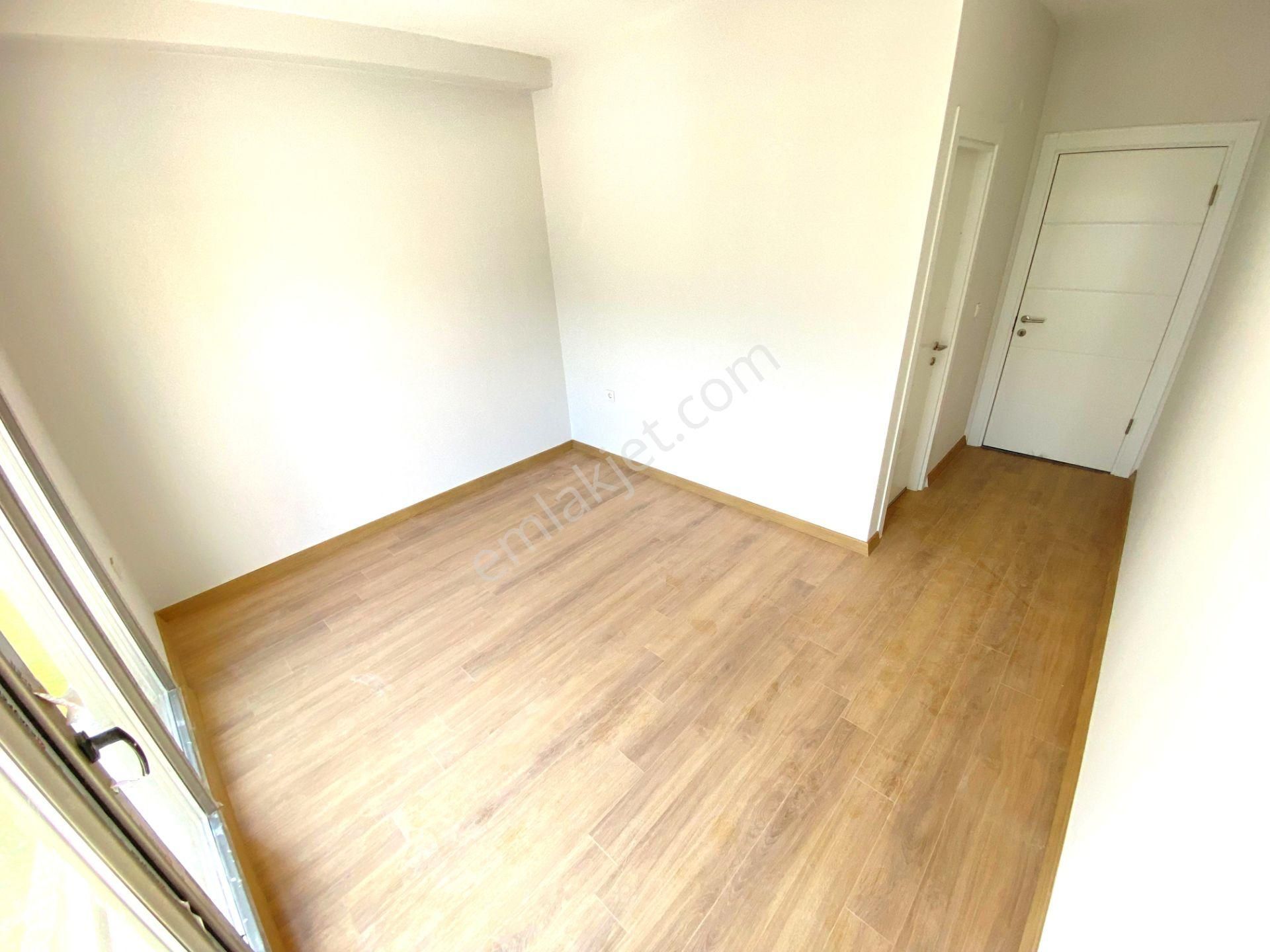 Burhaniye Ören'de Aygül'den Site İçin'de Yerden Isıtmalı Havuzlu Otoparklı Lüks 2+1 Satılık Daireler - Görsel 17