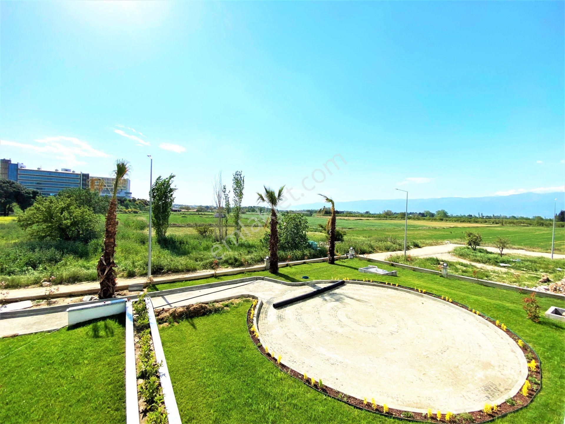 Burhaniye Ören'de Aygül'den Site İçin'de Yerden Isıtmalı Havuzlu Otoparklı Lüks 2+1 Satılık Daireler - Görsel 30