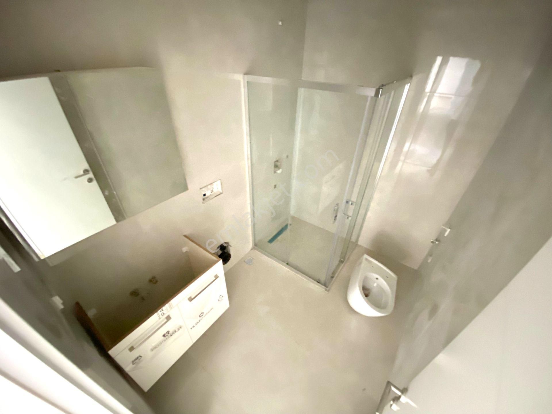 Burhaniye Ören'de Aygül'den Site İçin'de Yerden Isıtmalı Havuzlu Otoparklı Lüks 2+1 Satılık Daireler - Görsel 28