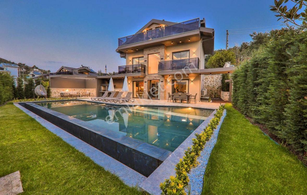 2000 M² Arsa İçinde, Bitmiş, Müstakil 6+1 Villa - Görsel 2