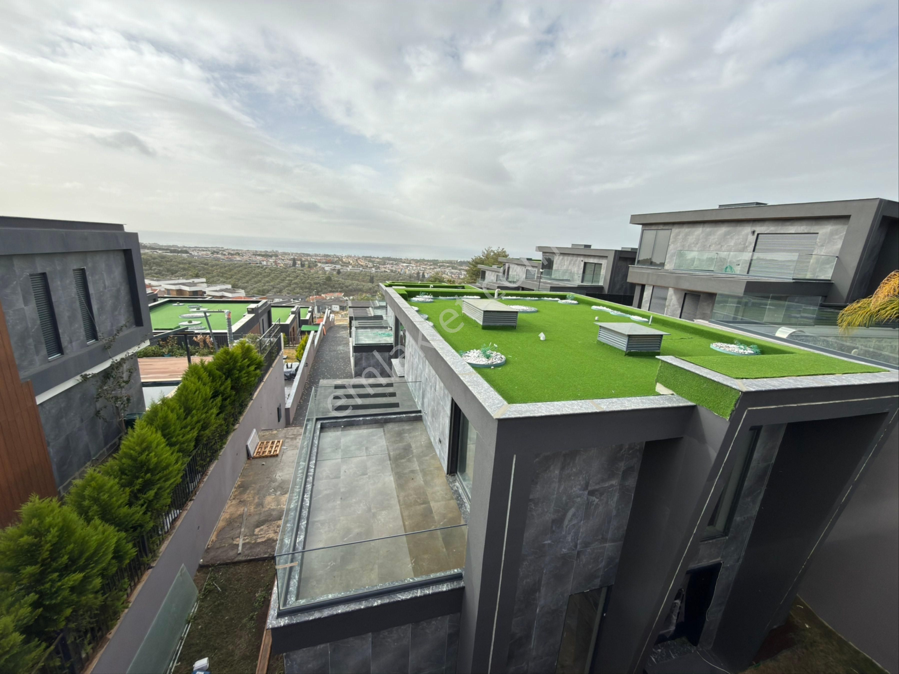 Kuşadası Soğucak’ta Panoramik Deniz Manzaralı Ultra Lüks Müstakil Villa - Görsel 4