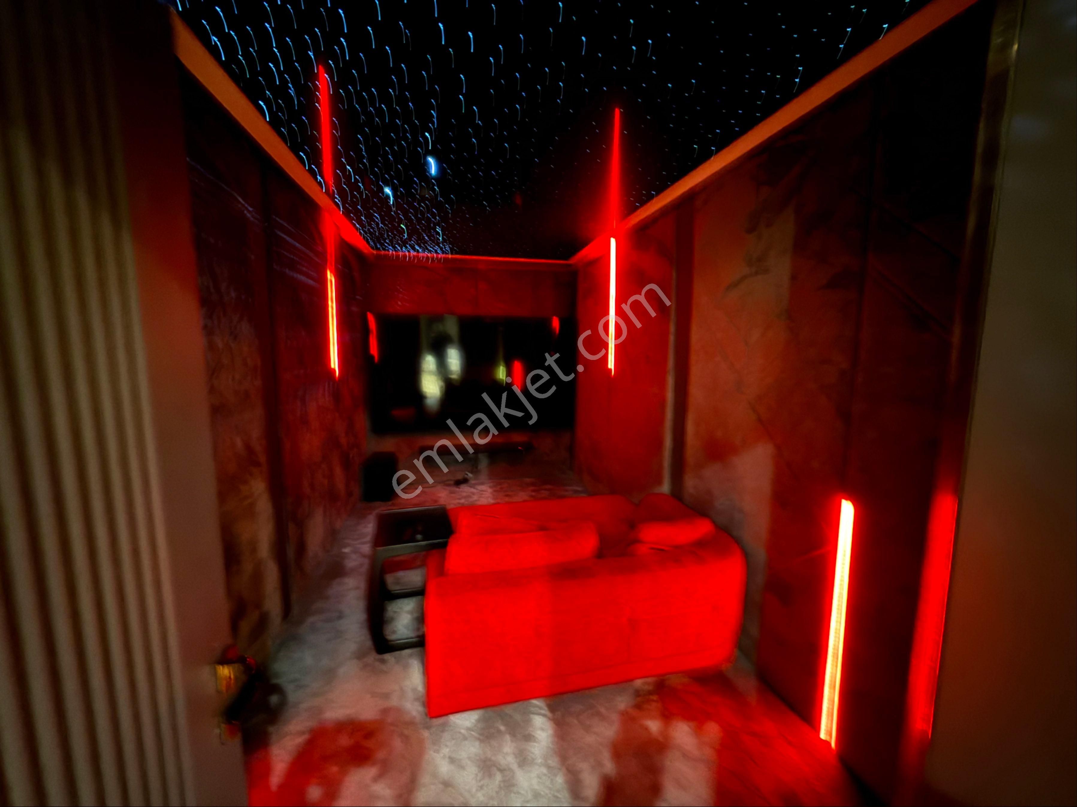 Kuşadası Soğucak’ta Panoramik Deniz Manzaralı Ultra Lüks Müstakil Villa - Görsel 6