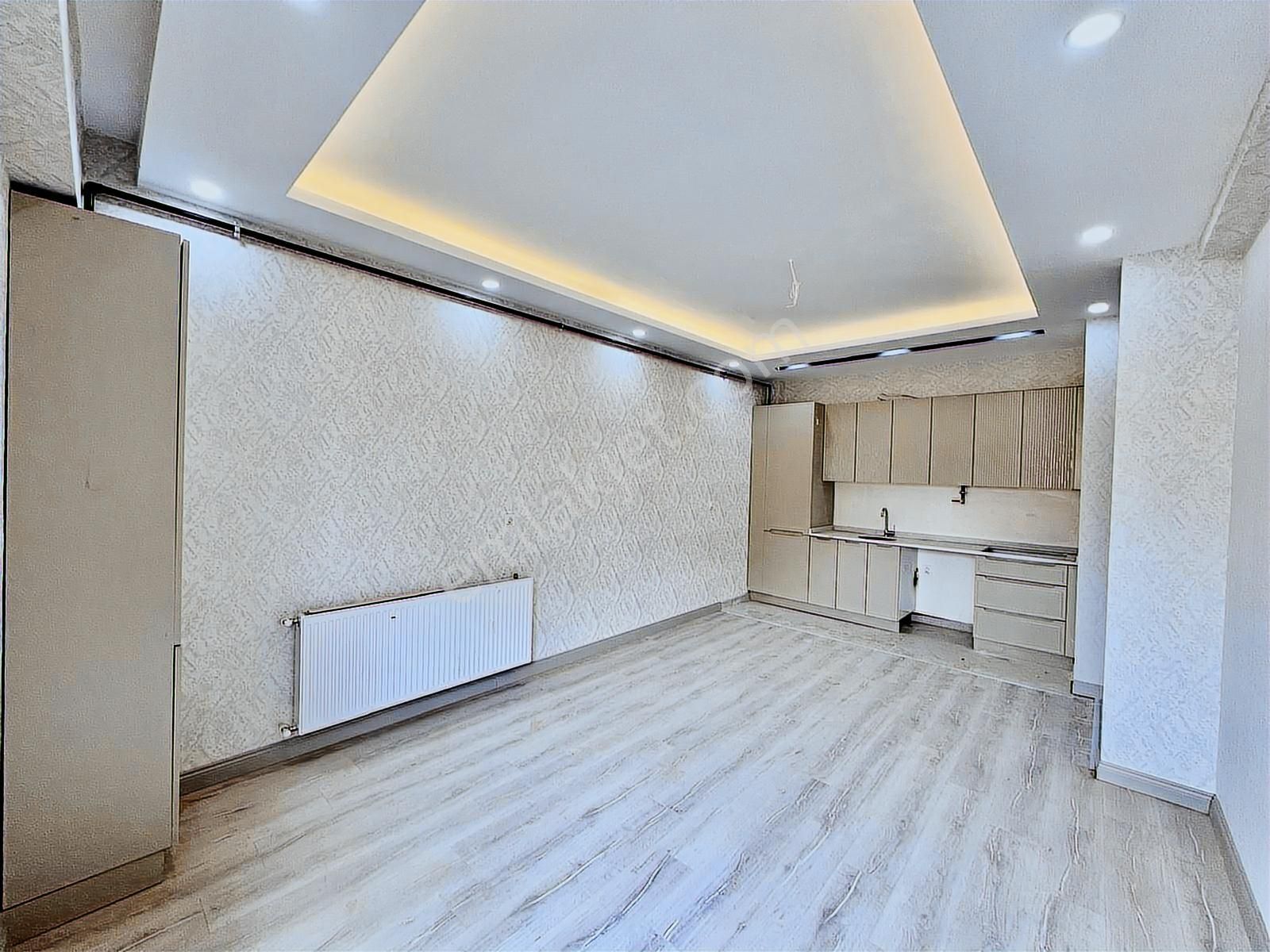 Acl Emlak'dan Karaköprü Seyrantepe'de 1+1 Satılık Lüks Daire - Görsel 2