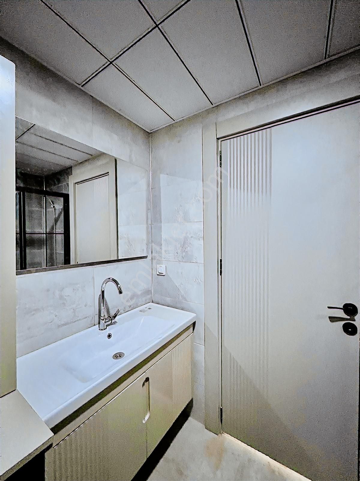 Acl Emlak'dan Karaköprü Seyrantepe'de 1+1 Satılık Lüks Daire - Görsel 12