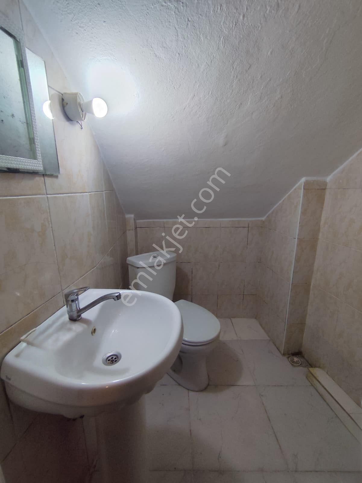 Eyüpsultan Nişanca 1+1 45 M2 Bahçe Kullanımlı Daire 15.000.-tl - Görsel 8