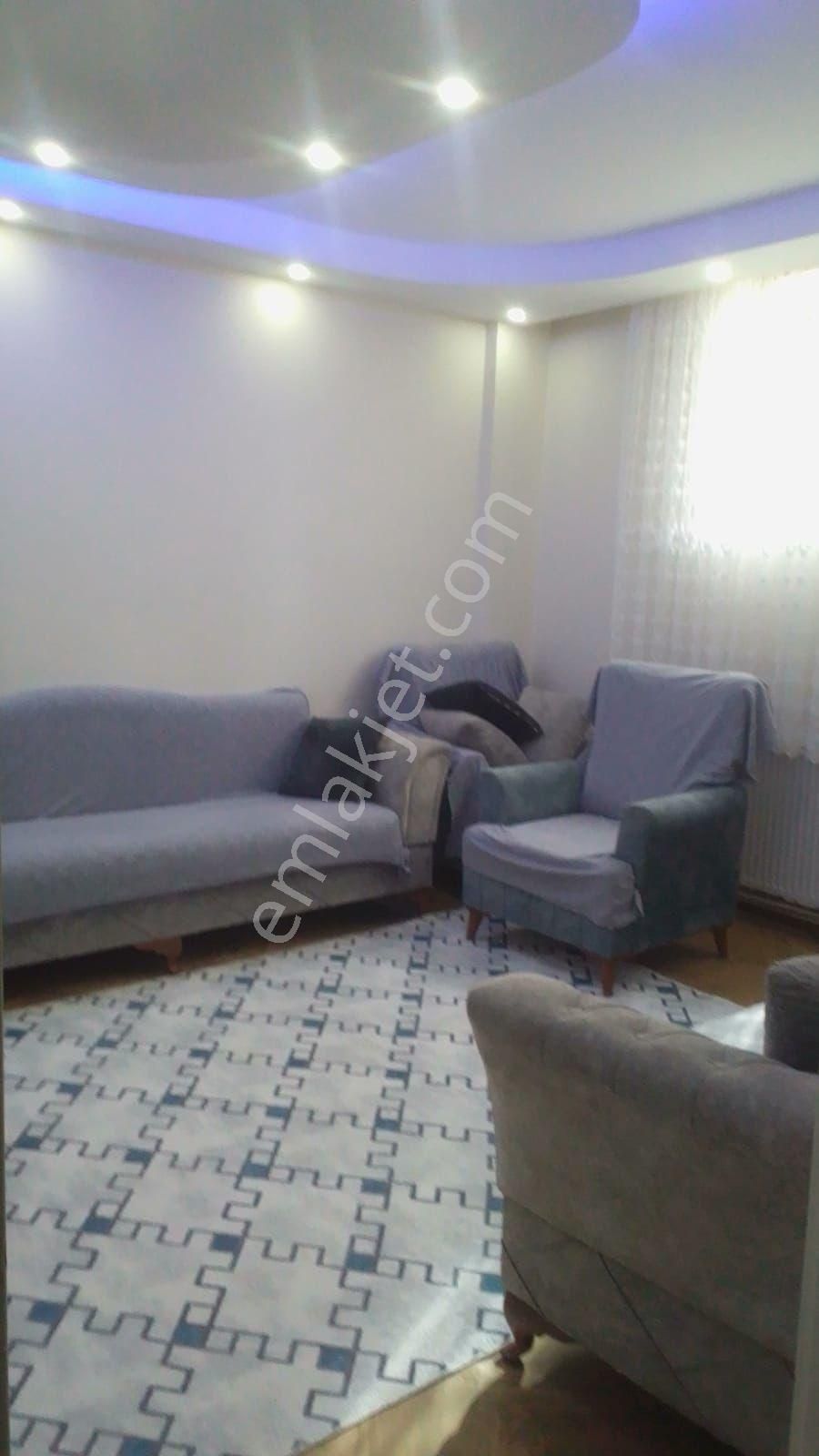 Esentepe Mah. 2+1 6 Yyıllık Bahçe Katı - Görsel 3