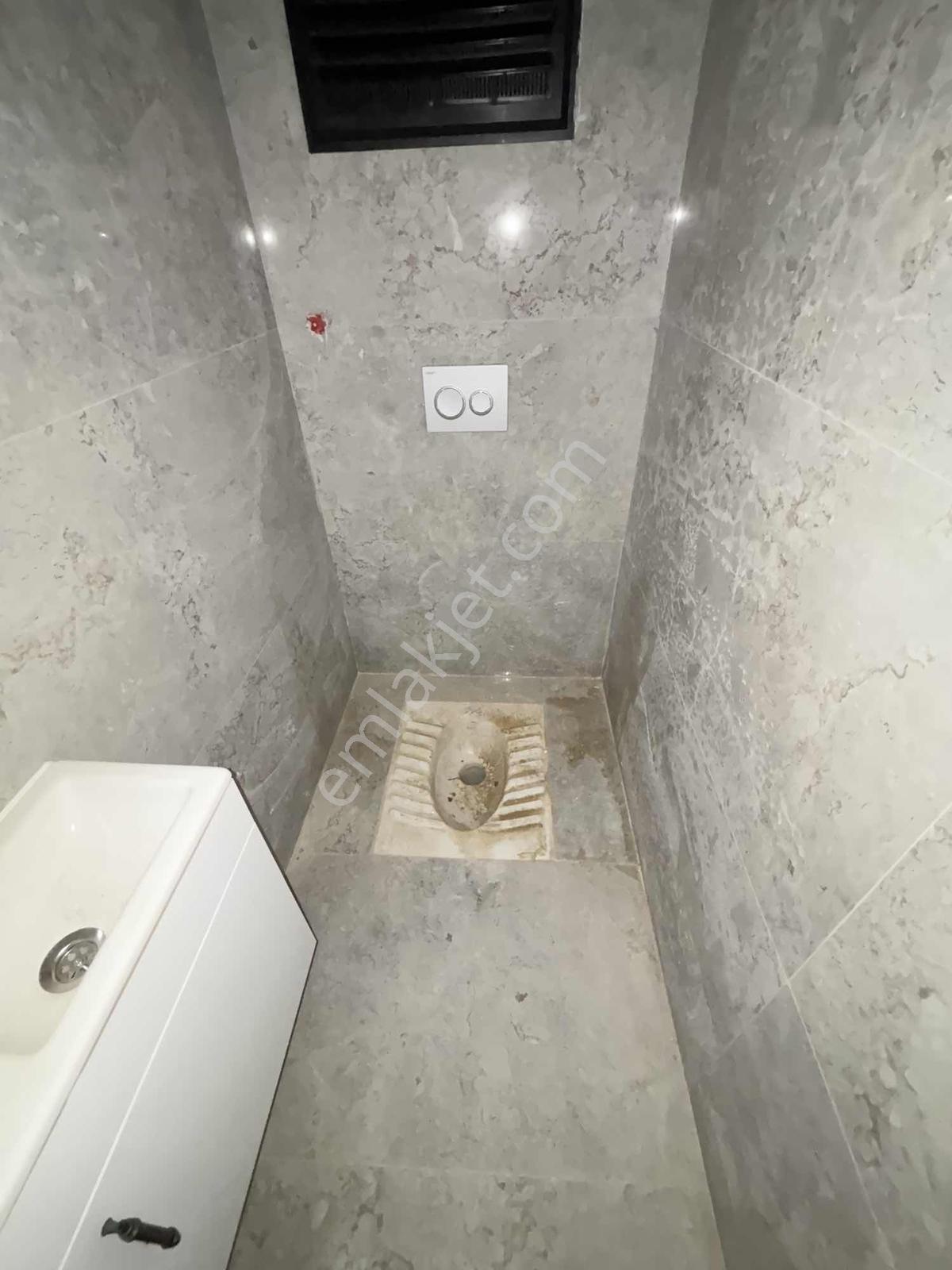 Emlak Center'dan 3+1 Kapalı Mutfak, Site İçinde Kiralık Daire - Görsel 32