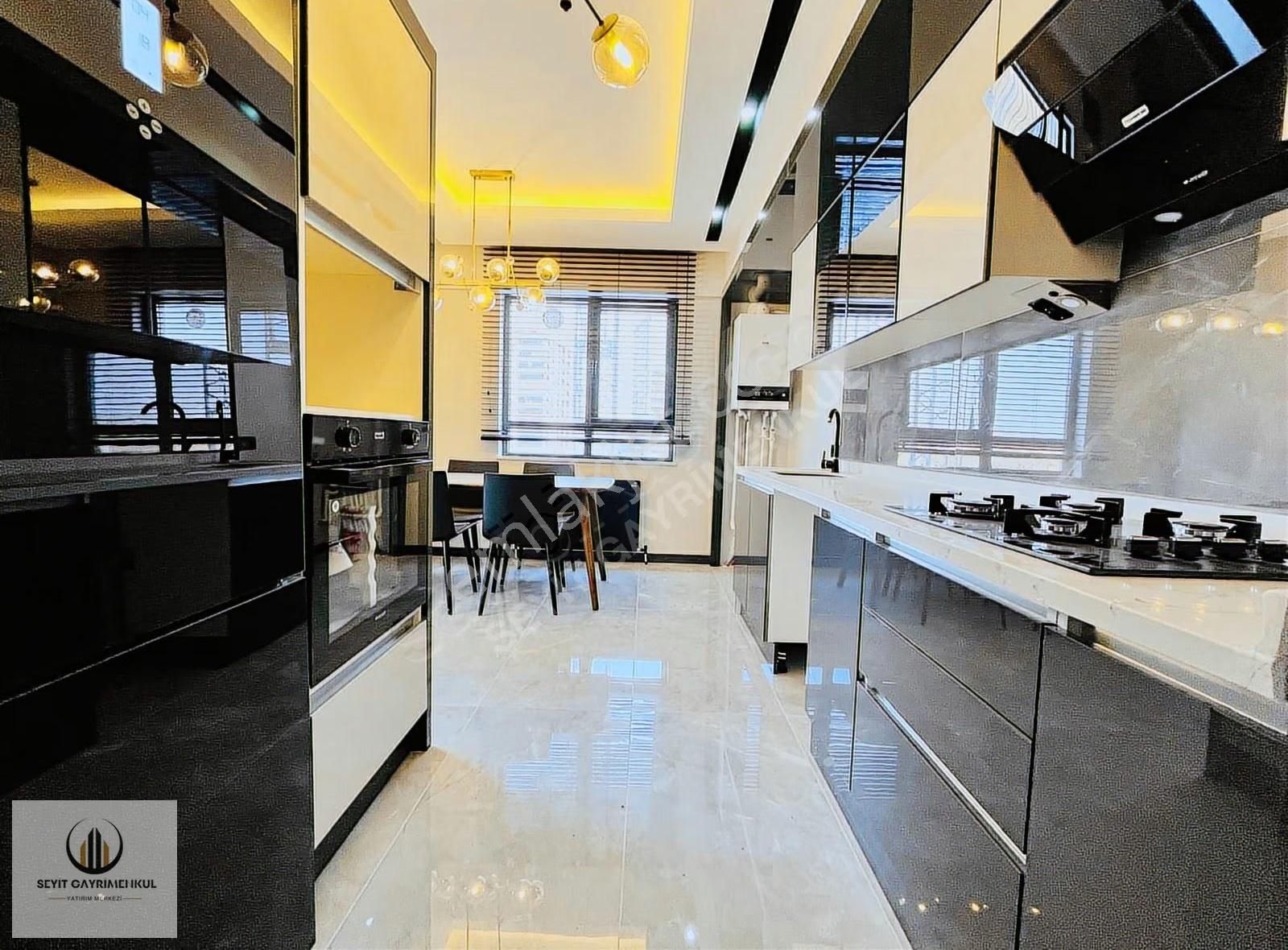 Vadi Manzara Evleri Premium'da A5 Blok Geniş Tip 7.kat Pyzj Cep!