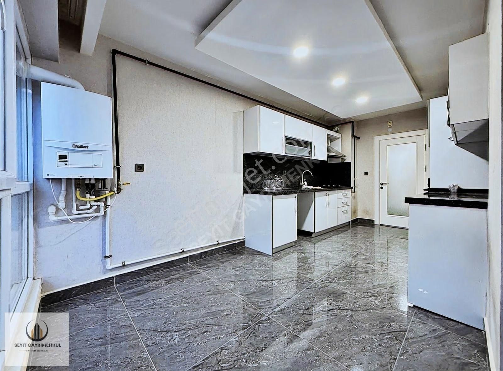 ▄seyit Gayrimenkul▄nato Yolu Cad_yakını 4.kat Konumlu Sitede 3+1 - Görsel 23