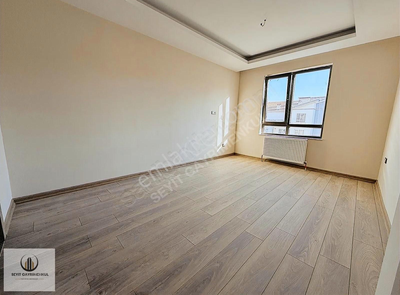 Mamak'ın Gözdesi Alya Vita'da Sınırsız Kredili Cadde Cep 2.kat_! - Görsel 17