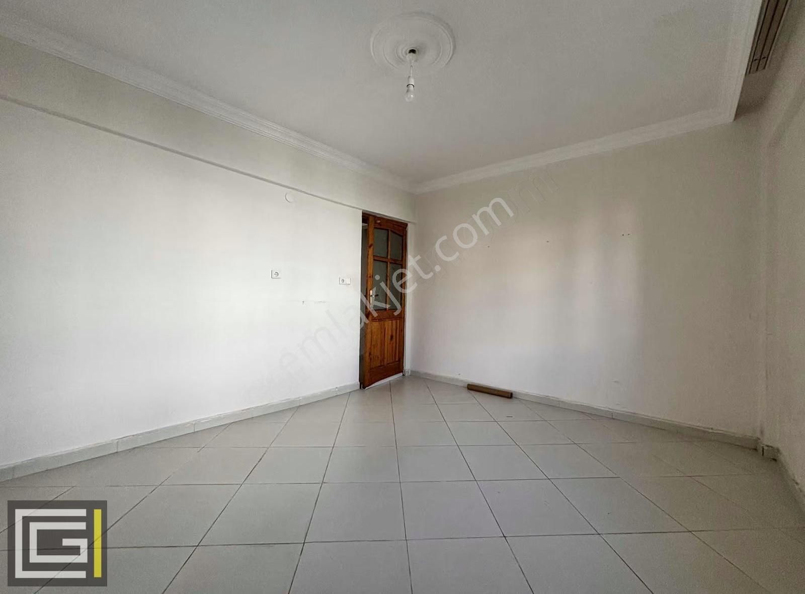 Merkezi Konumda Daire Fiyatına Kiralık Müstakil Fırsat Ev! - Görsel 17