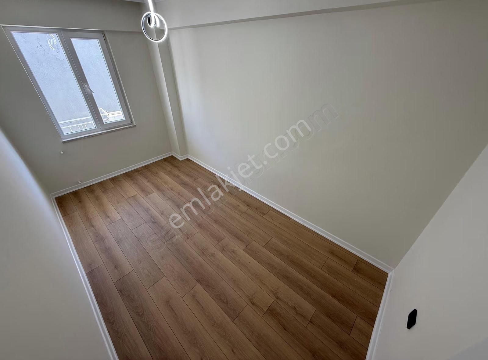 Parla'dan Sarıkız Da Modern Tasarım İçi Full Yapılı 2+1 Daire - Görsel 13