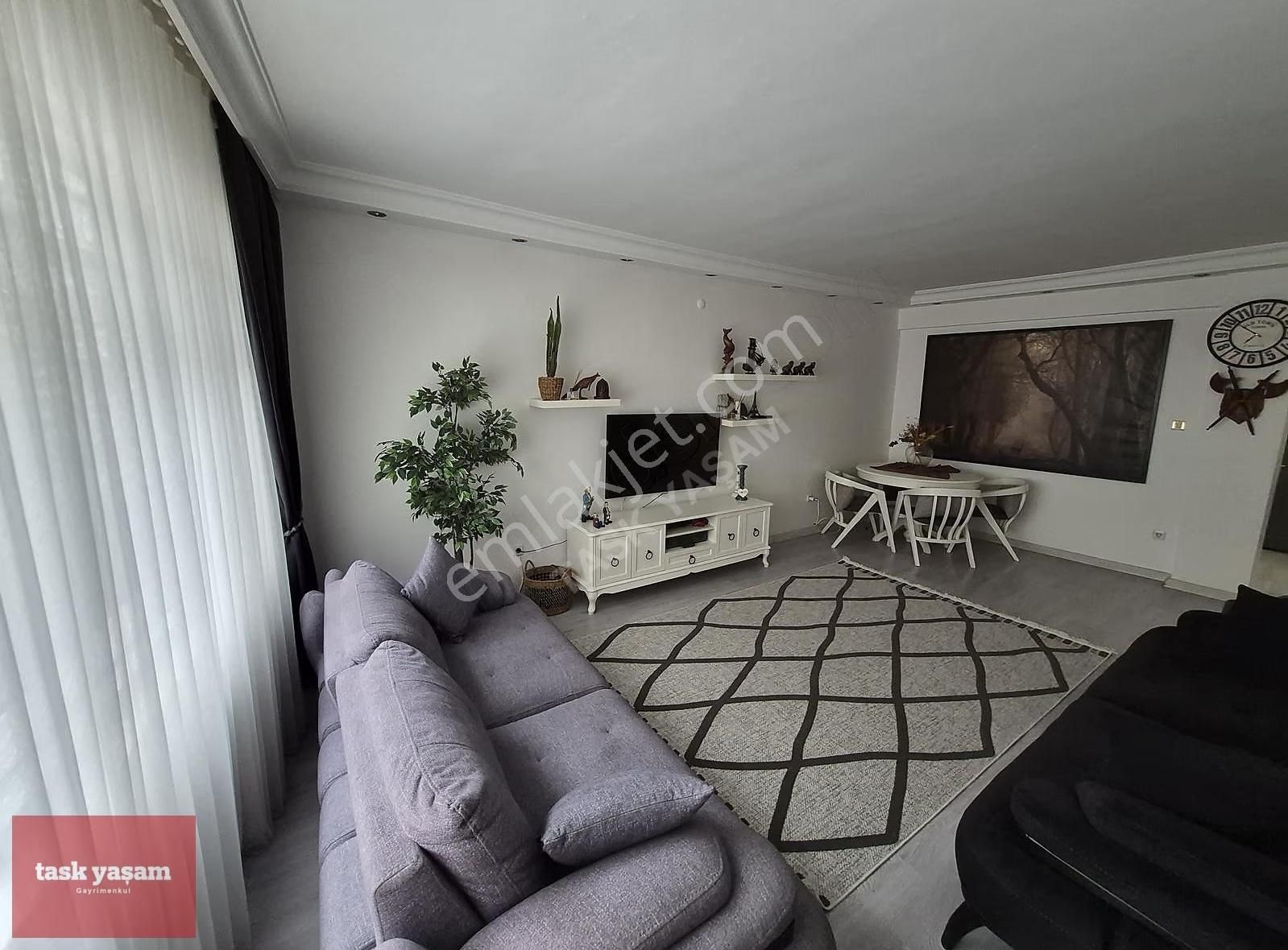 Şişli Feriköy Mahallesi'nde Satılık 3+1 Ferah İçi Yapılı Daire - Görsel 4