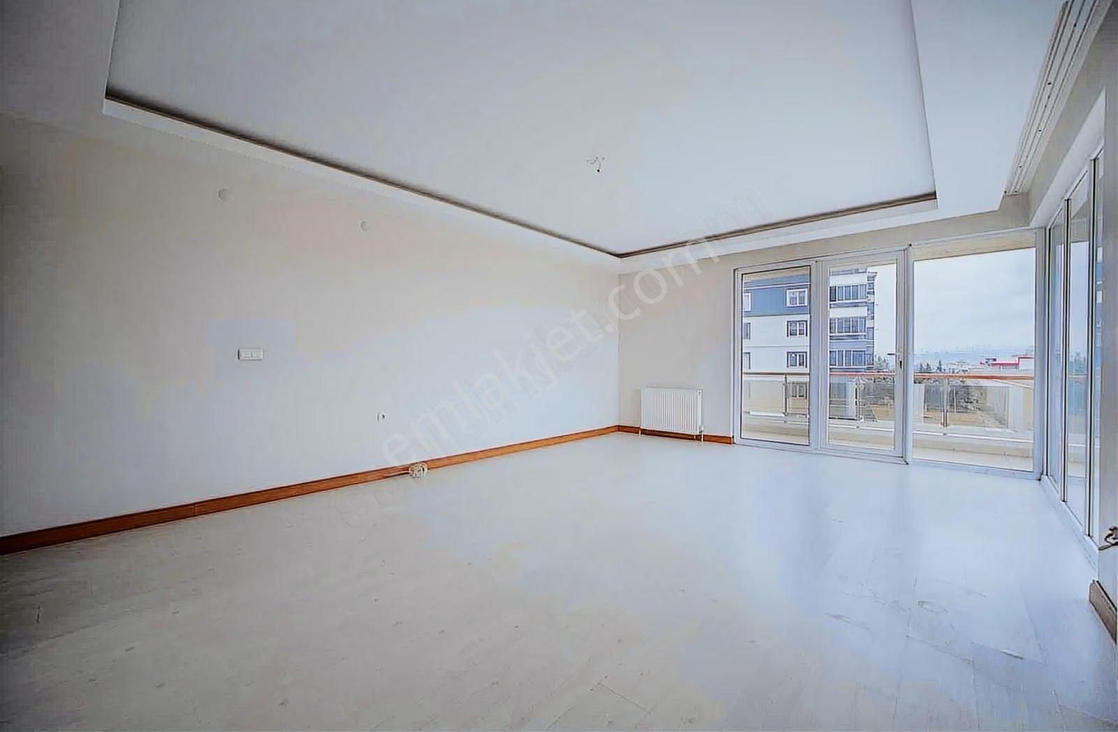 Bağlıca'da 4+1 Satılık Daire - Görsel 12