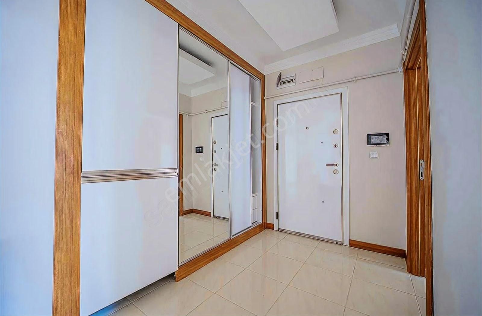 Bağlıca'da 4+1 Satılık Daire - Görsel 13