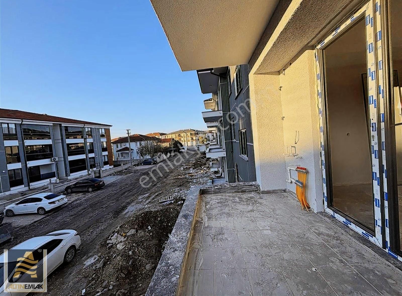 Arifiye Neviye Mah Satılık Arakat 3+1 Daire - Görsel 6