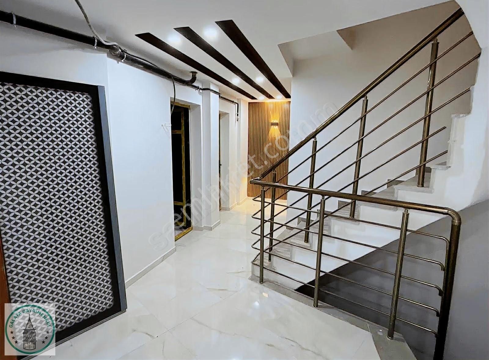 Galata'dan Çeltikçi Mah. Satılık 2+1 Ayrı Mutfak Lüks Daire - Görsel 9