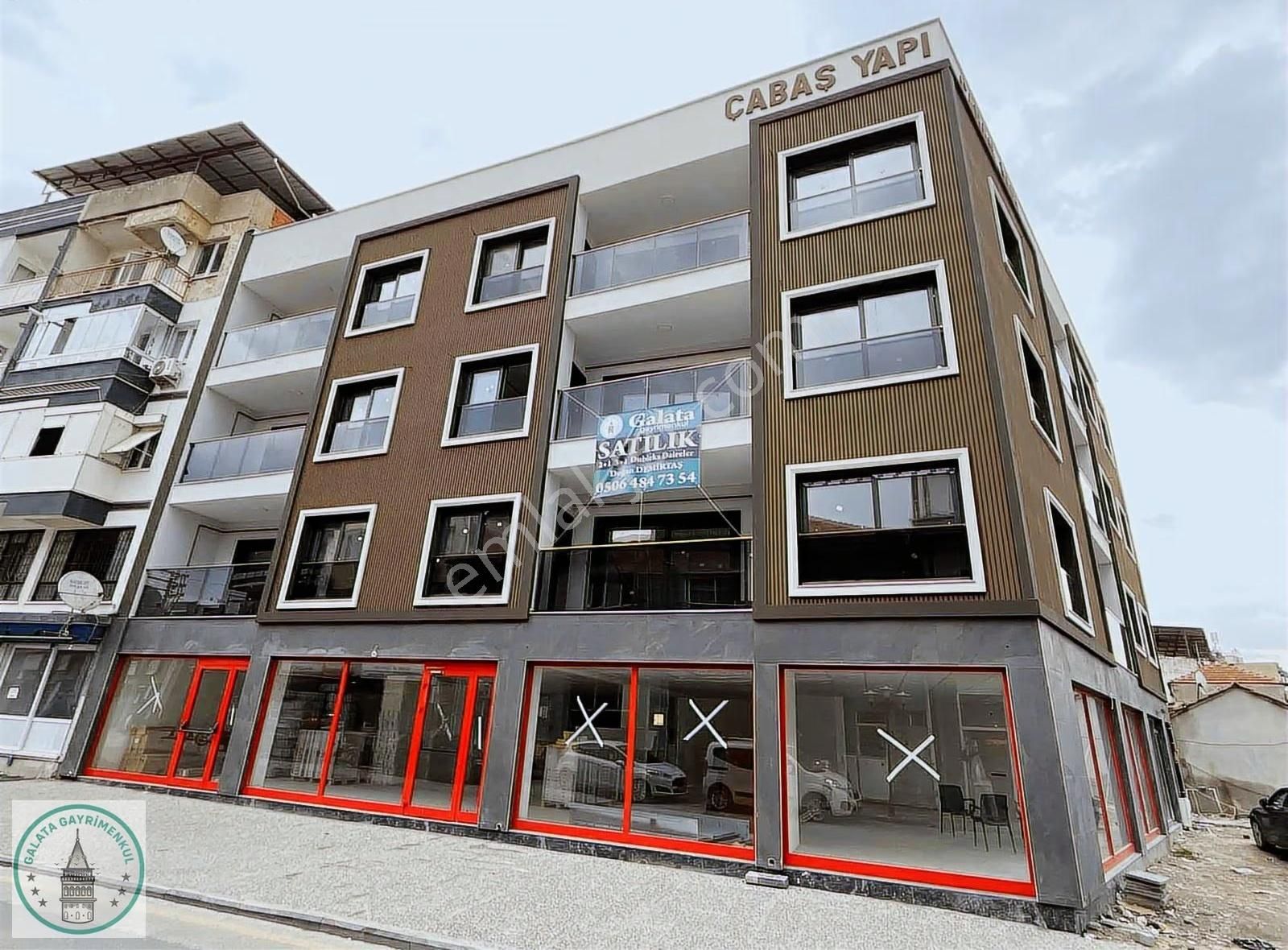 Galata'dan Çeltikçi Mah. Satılık 2+1 Ayrı Mutfak Lüks Daire - Görsel 12