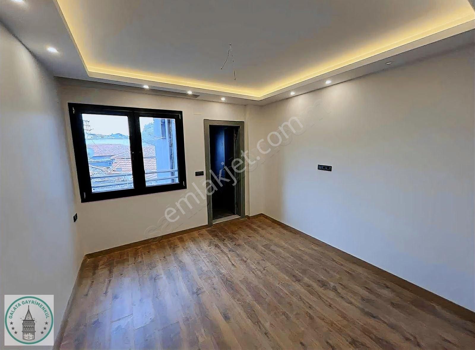 Galata'dan Çeltikçi Mah. Satılık 2+1 Ayrı Mutfak Lüks Daire - Görsel 8