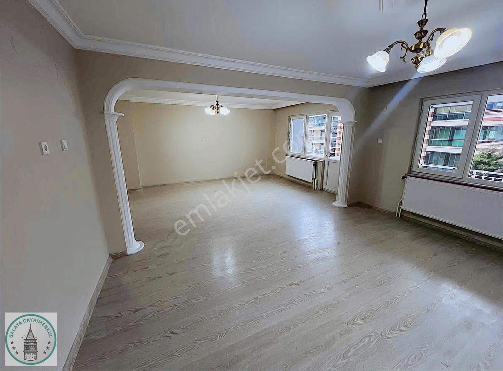 Galata'dan Yenicami Mah. Mükemmel Konum Satılık Daire - Görsel 20