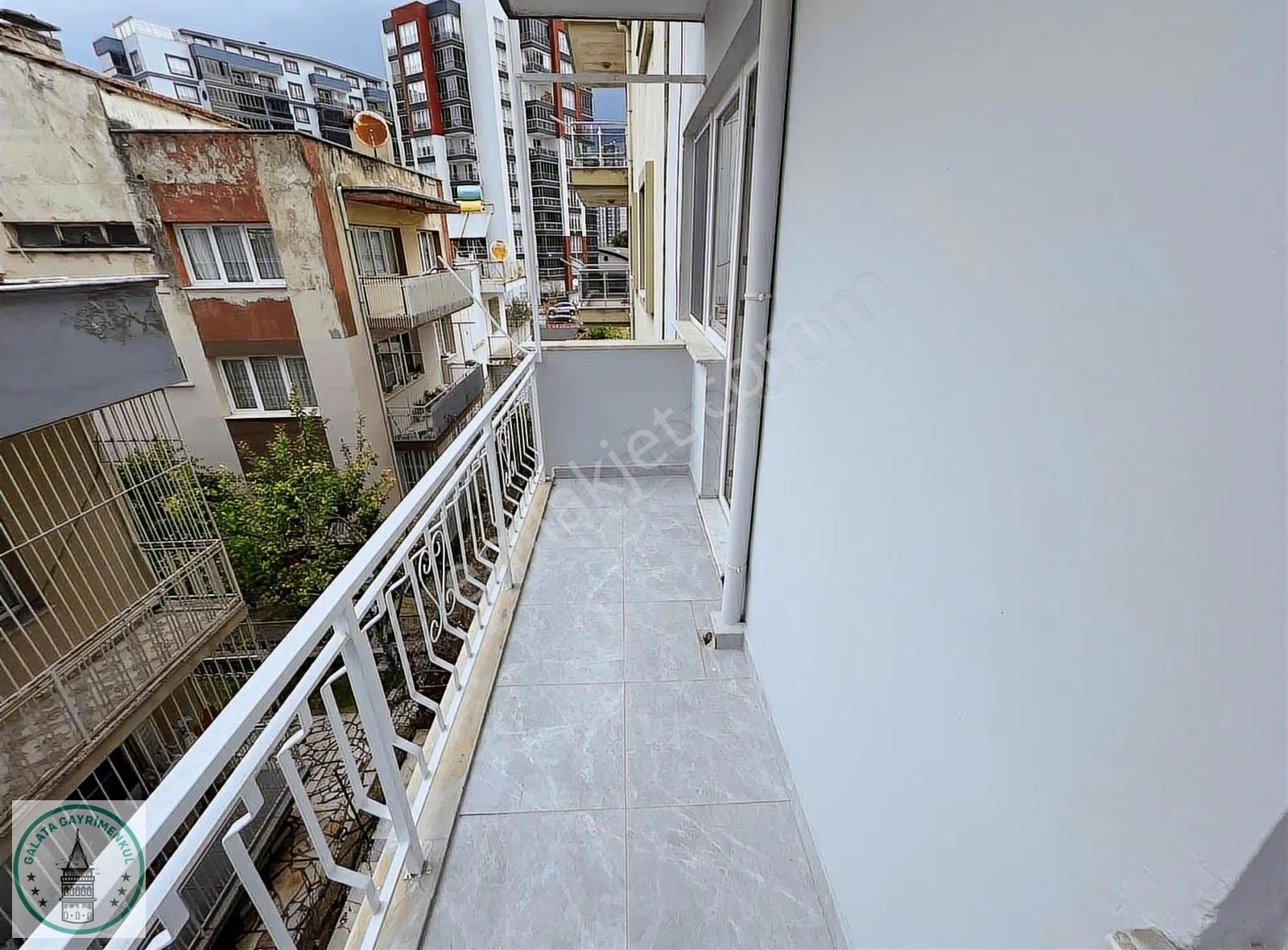 Galata'dan Yenicami Mah. Mükemmel Konum Satılık Daire - Görsel 10