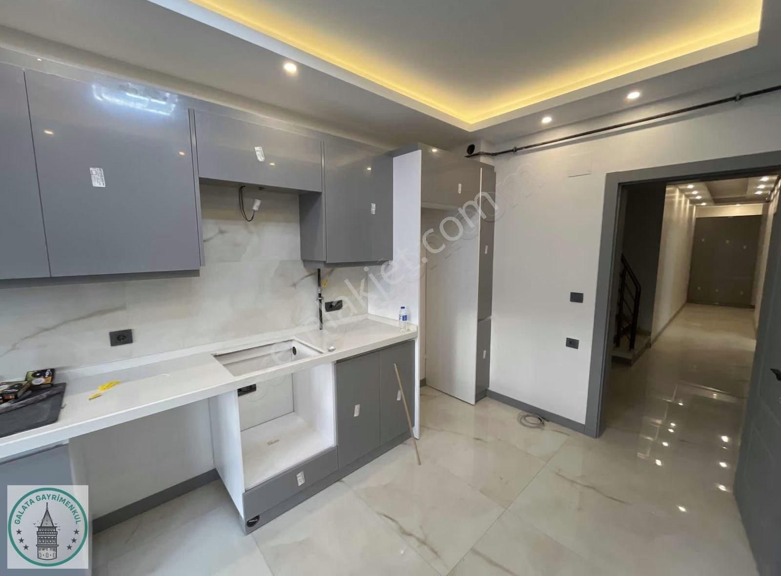 Galata'dan Çeltikçi Mah. 3+1 A Kalite Dubleks Teraslı Daire - Görsel 23