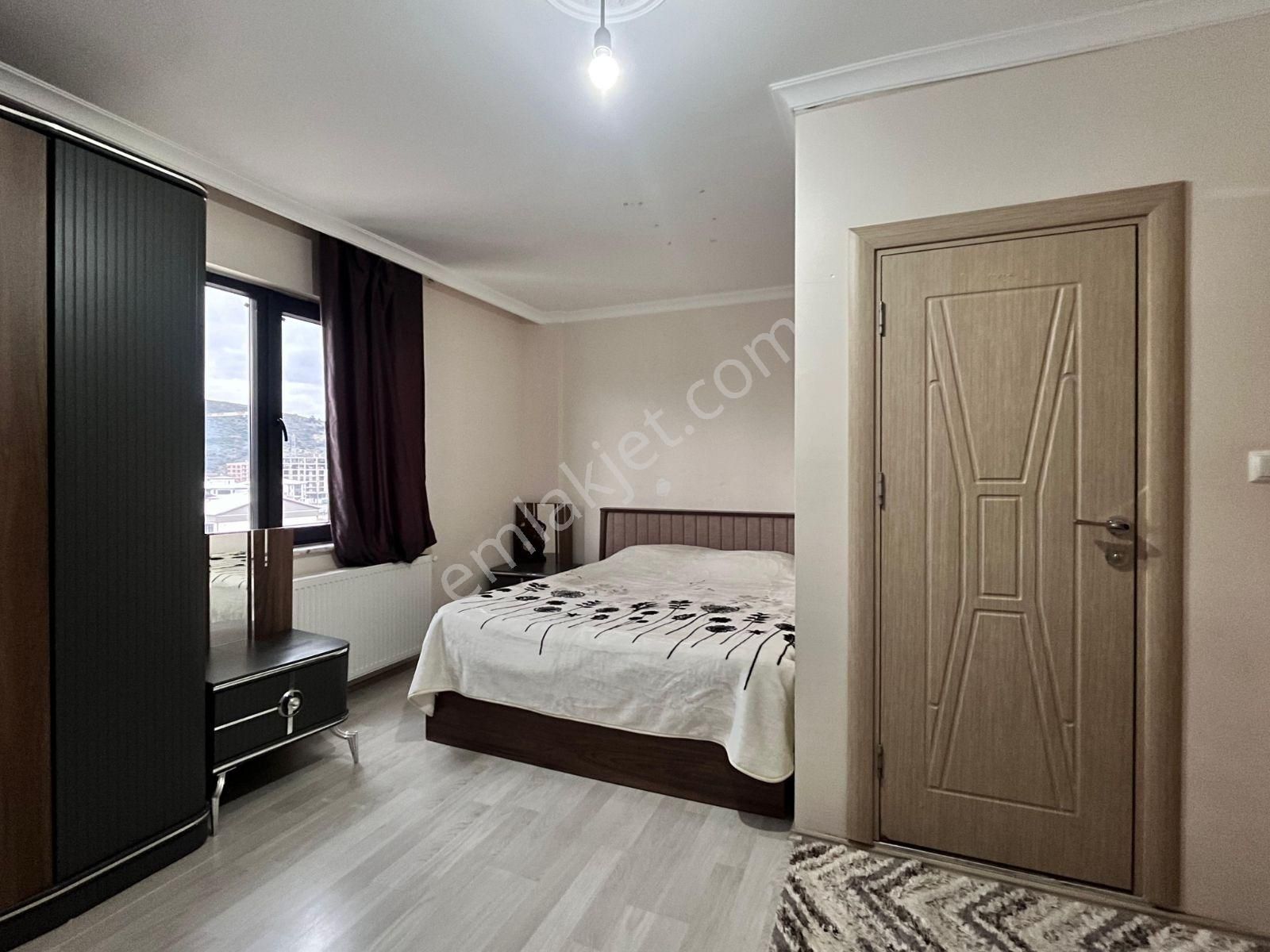 Remax Leon ' Dan Kestel ' De 3+2 Dubleks Daire - Görsel 9