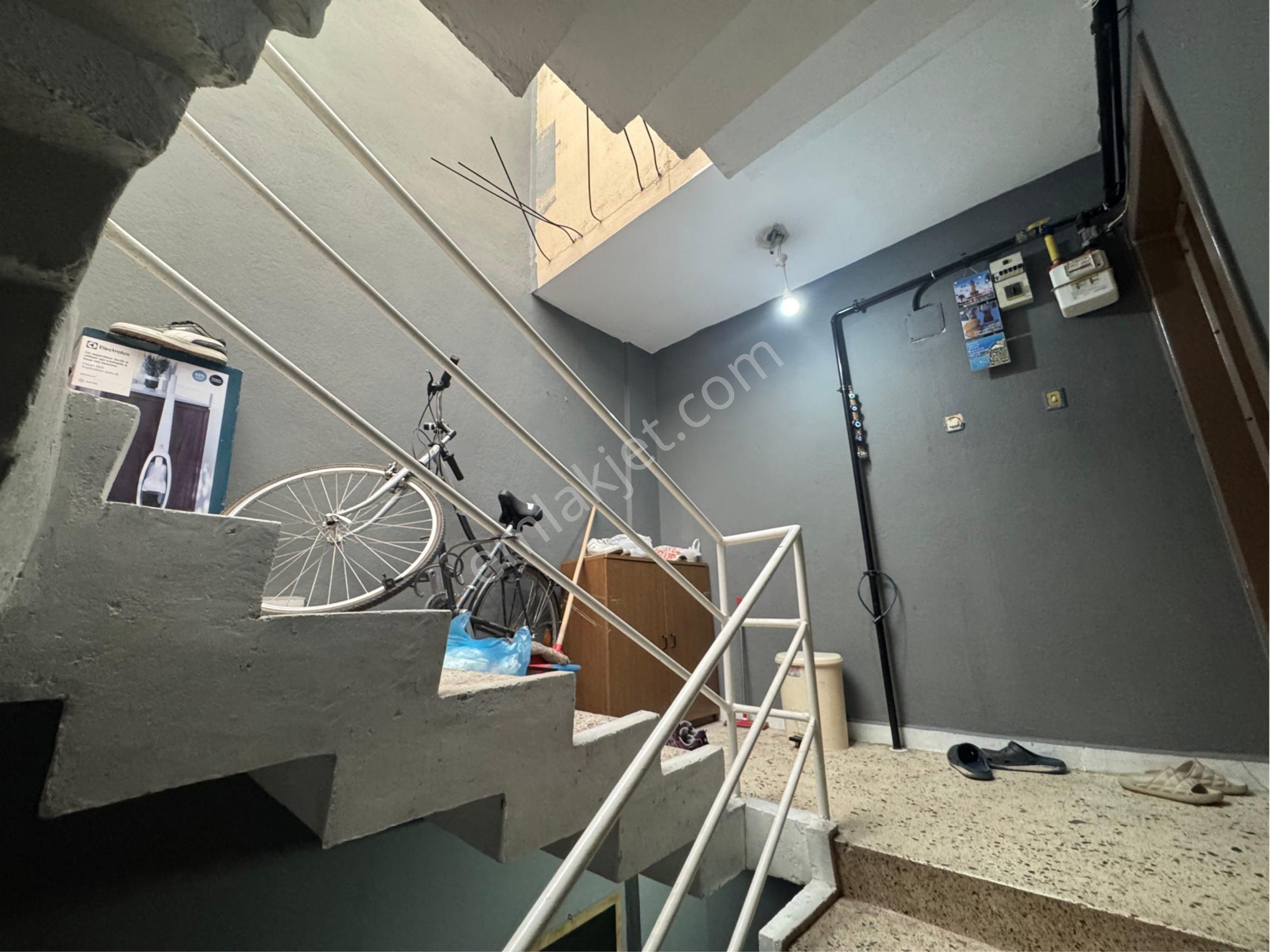 Karabaglar Bozyaka Hastanesi Dibi Satılık Bina - Görsel 20