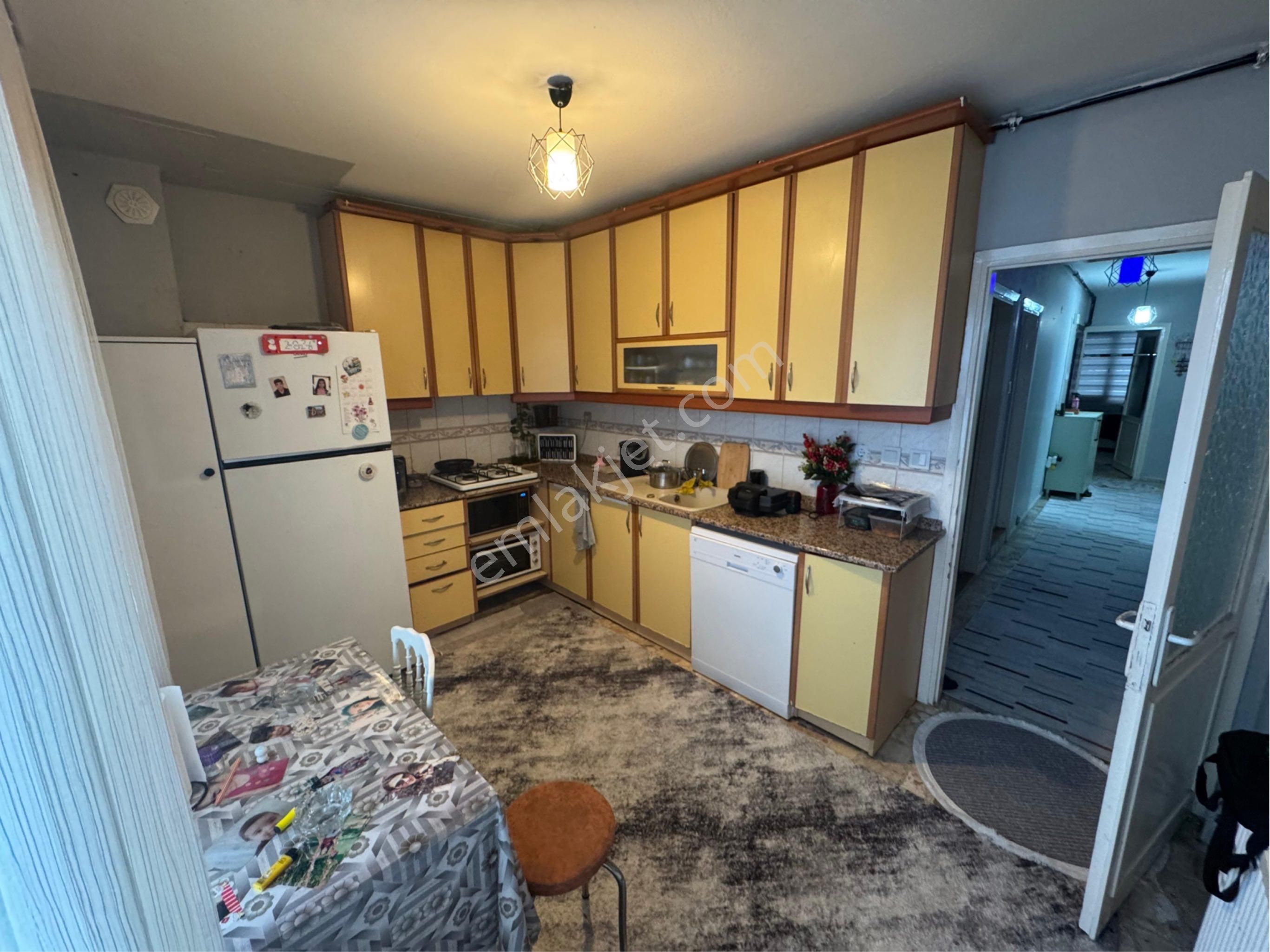 Karabaglar Bozyaka Hastanesi Dibi Satılık Bina - Görsel 6