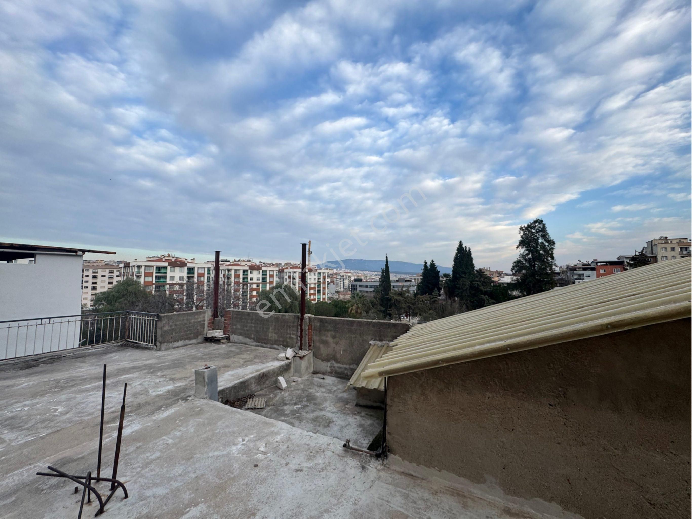 Karabaglar Bozyaka Hastanesi Dibi Satılık Bina - Görsel 23