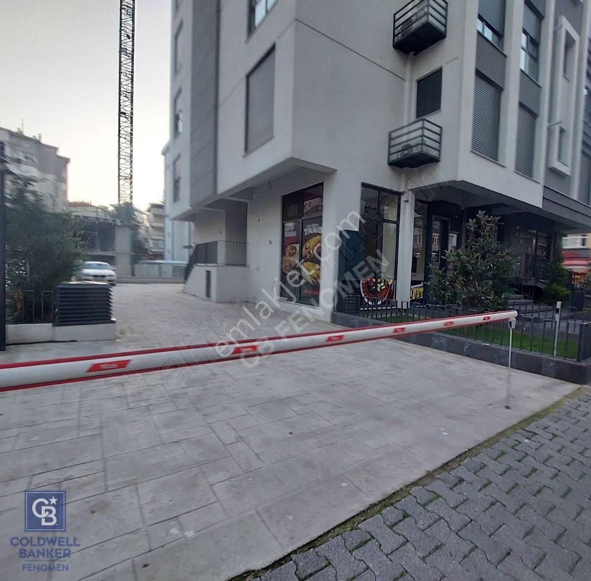 Kadıköy Kazasker'de Satılık Dükkan - Görsel 12