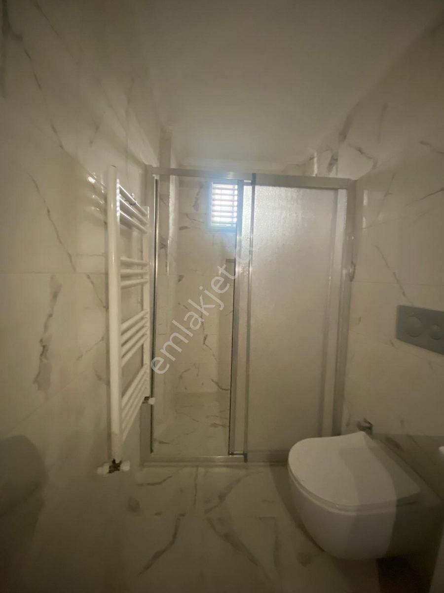 Cumhuriyet Mahallesi'nde Kiralık 3+1 Daire - Görsel 14