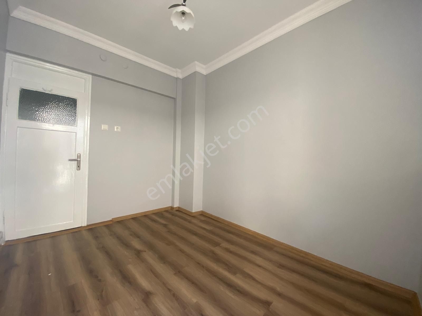 Cumhuriyet Mahallesi'nde Kiralık 3+1 Daire - Görsel 6