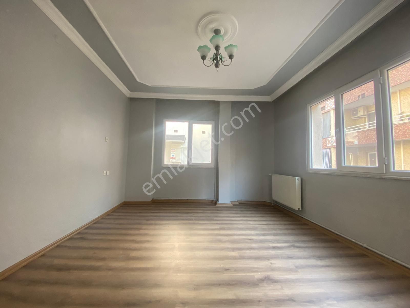 Cumhuriyet Mahallesi'nde Kiralık 3+1 Daire - Görsel 4