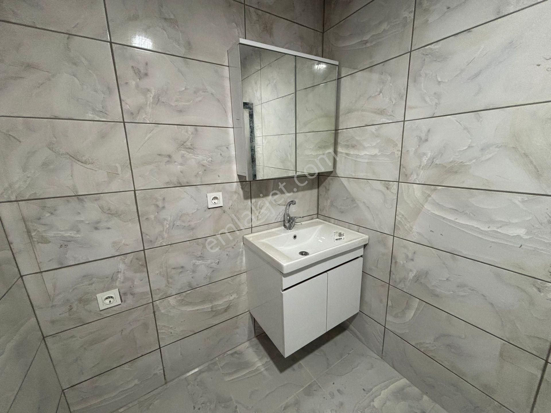 **eryıldız İnşaat'tan**hastane Bölgesinde İskanlı 65m2 Lüks 1+1* - Görsel 29