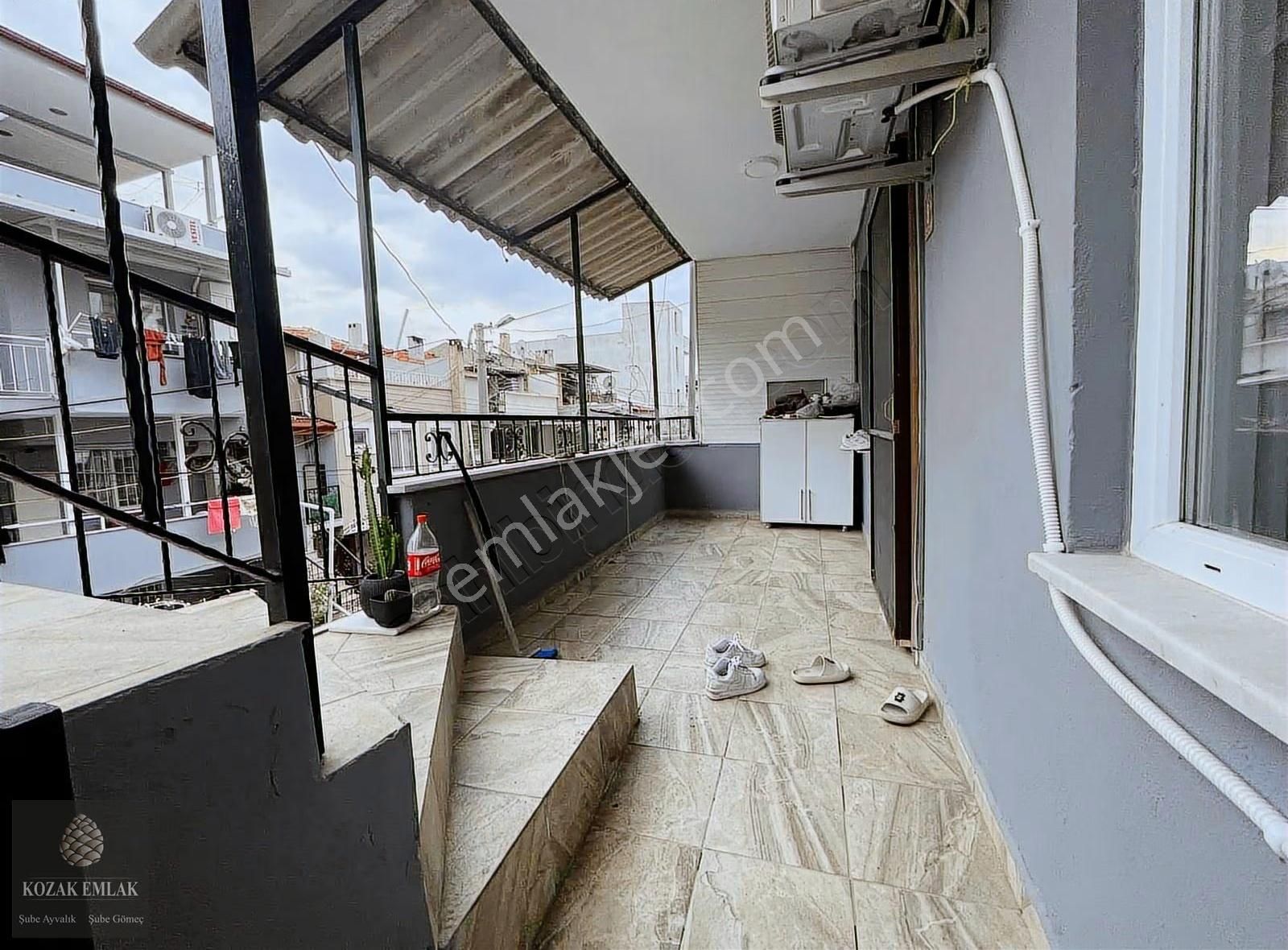 Ayvalıkta Satılık 3 Daire Bulunan Komple Bina - Görsel 6