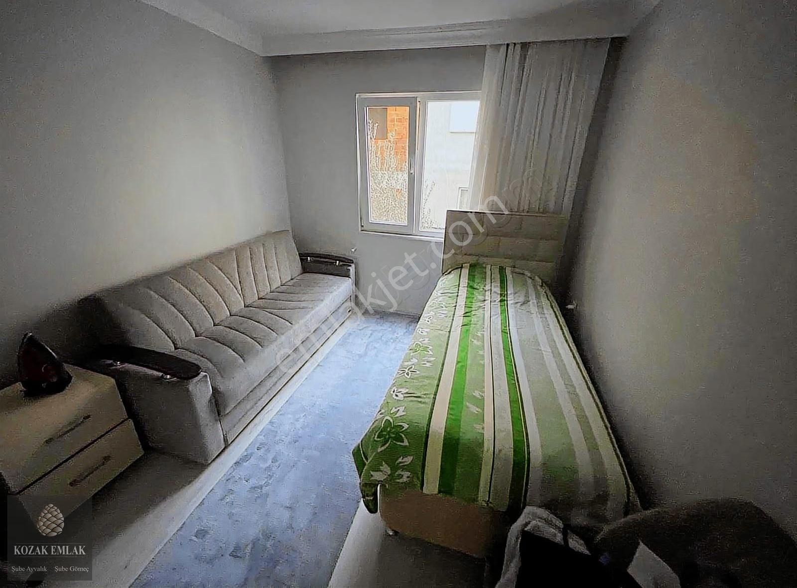 Ayvalıkta Satılık 3 Daire Bulunan Komple Bina - Görsel 27