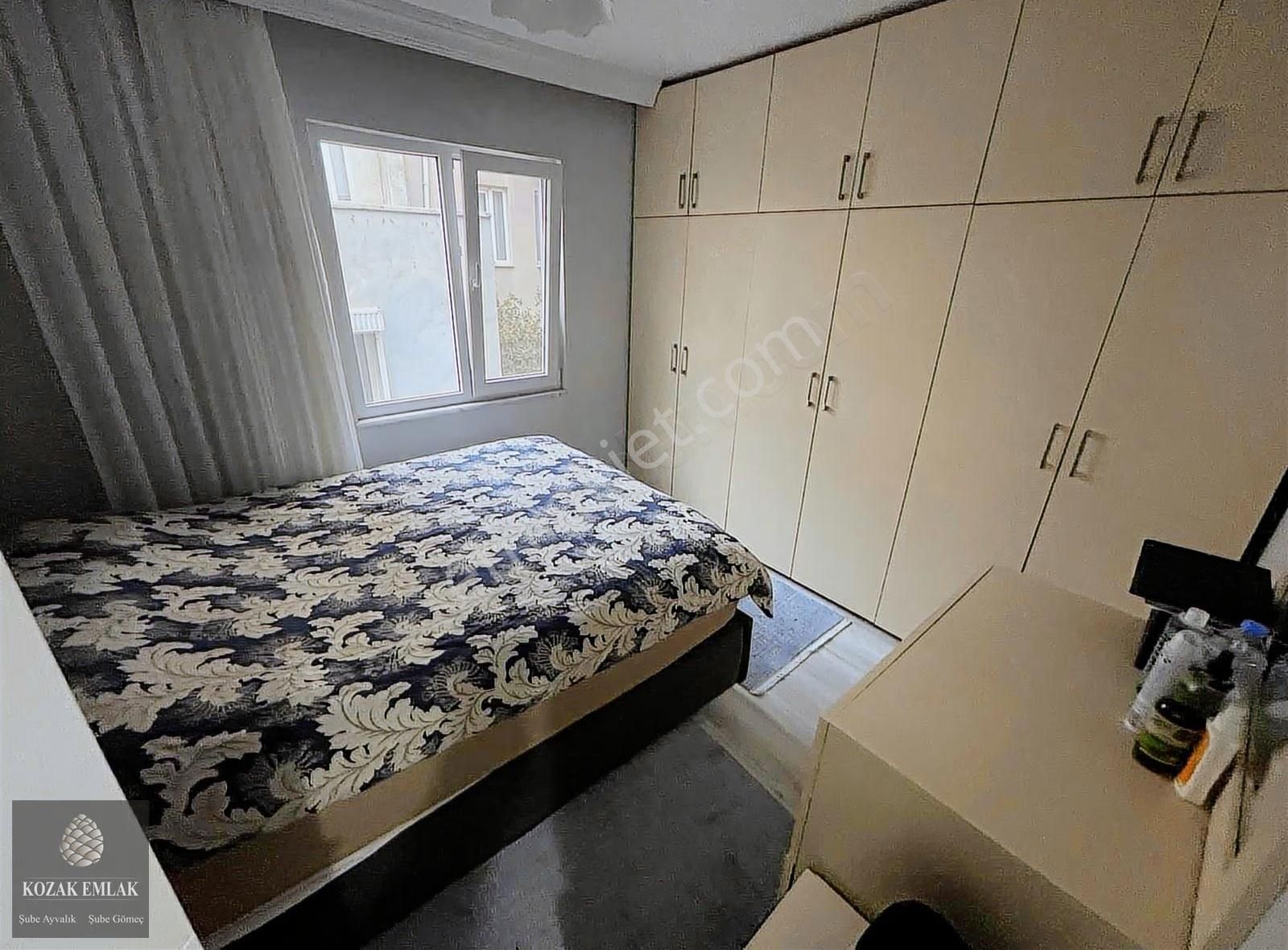 Ayvalıkta Satılık 3 Daire Bulunan Komple Bina - Görsel 22