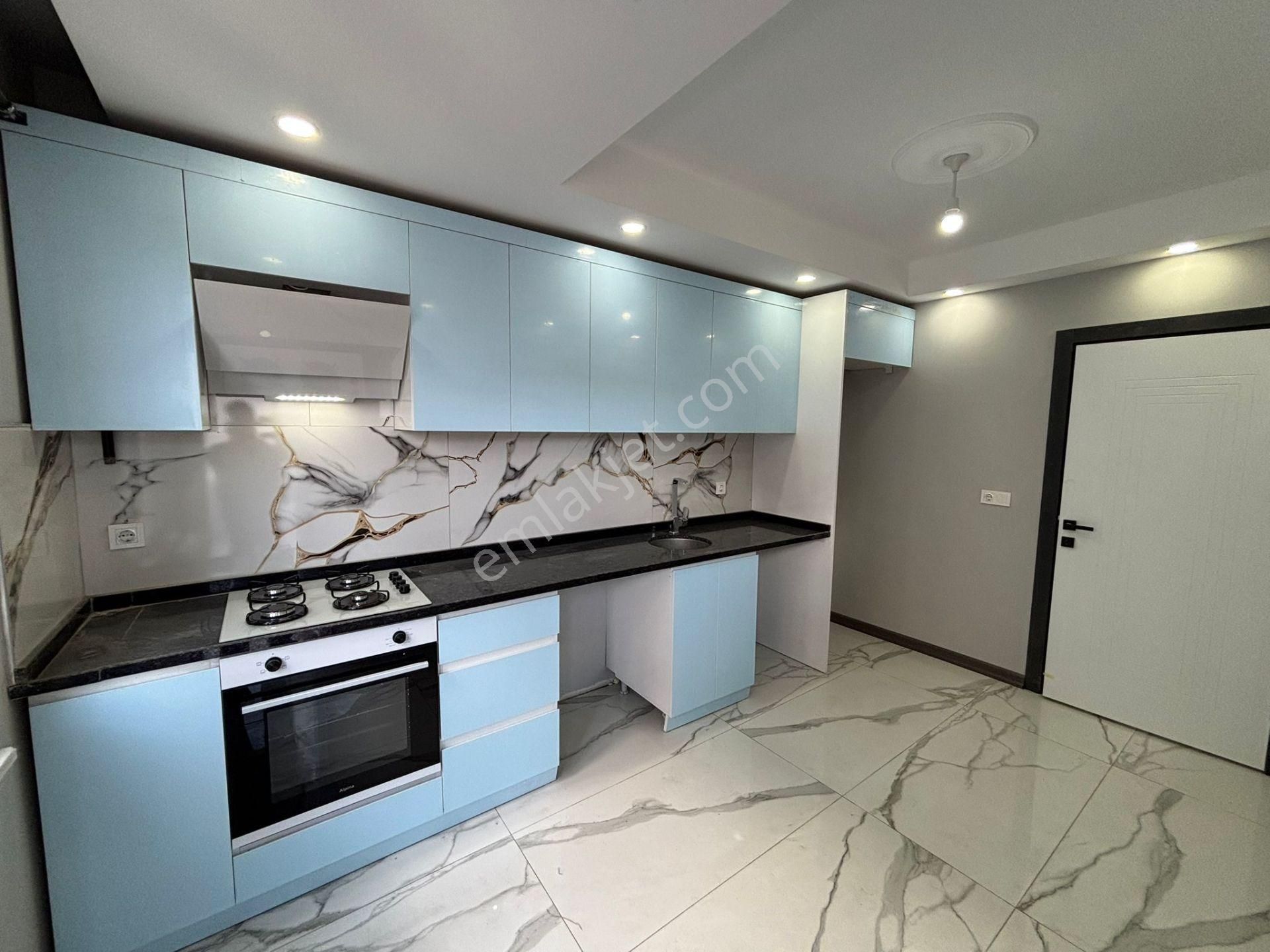 **eryıldız İnşaat'tan**tepe Bölgesinde İskanlı Ankastre Setli K.otoparklı 115m2 2+1** - Görsel 4