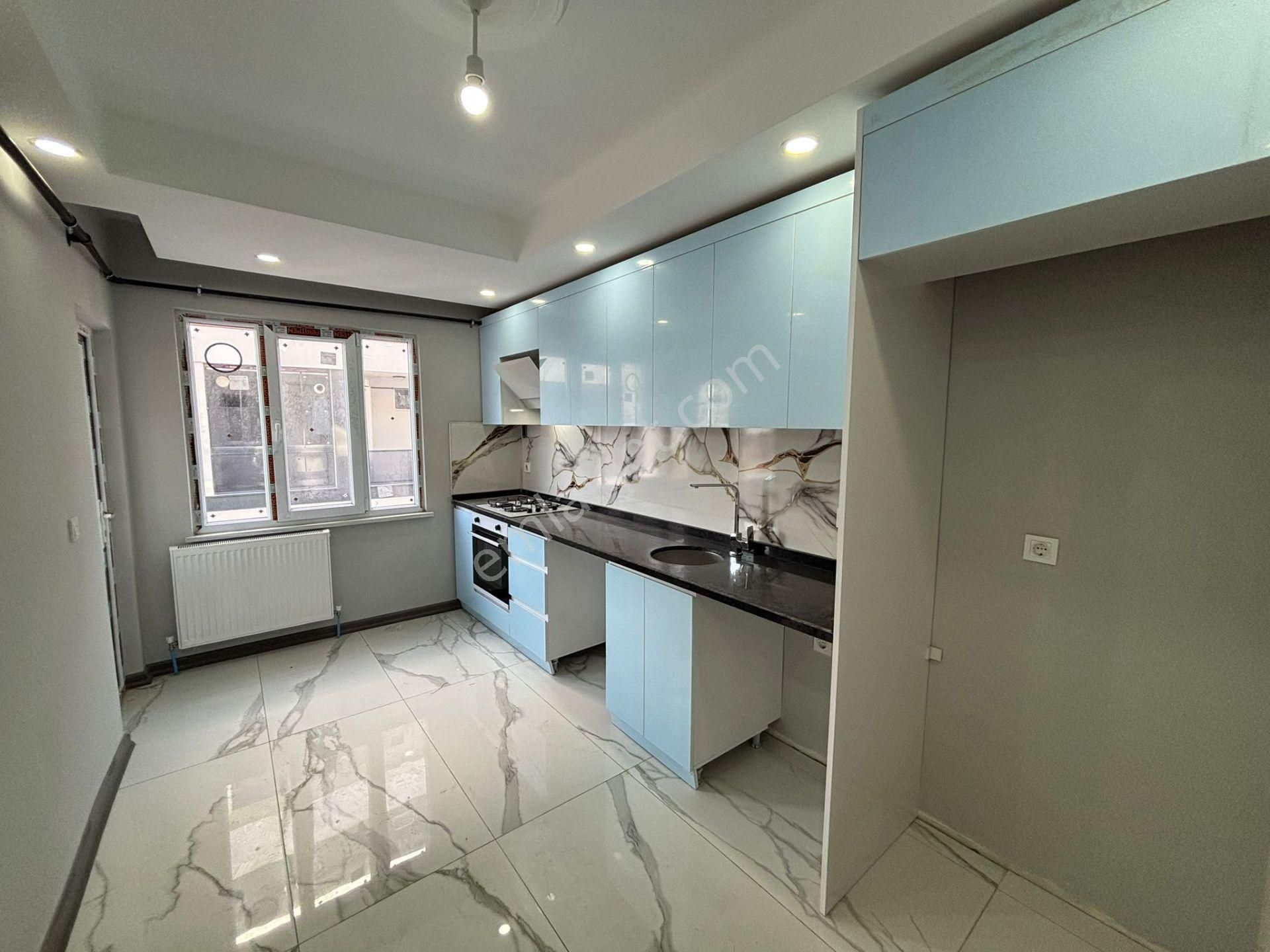 **eryıldız İnşaat'tan**tepe Bölgesinde İskanlı Ankastre Setli K.otoparklı 115m2 2+1** - Görsel 7