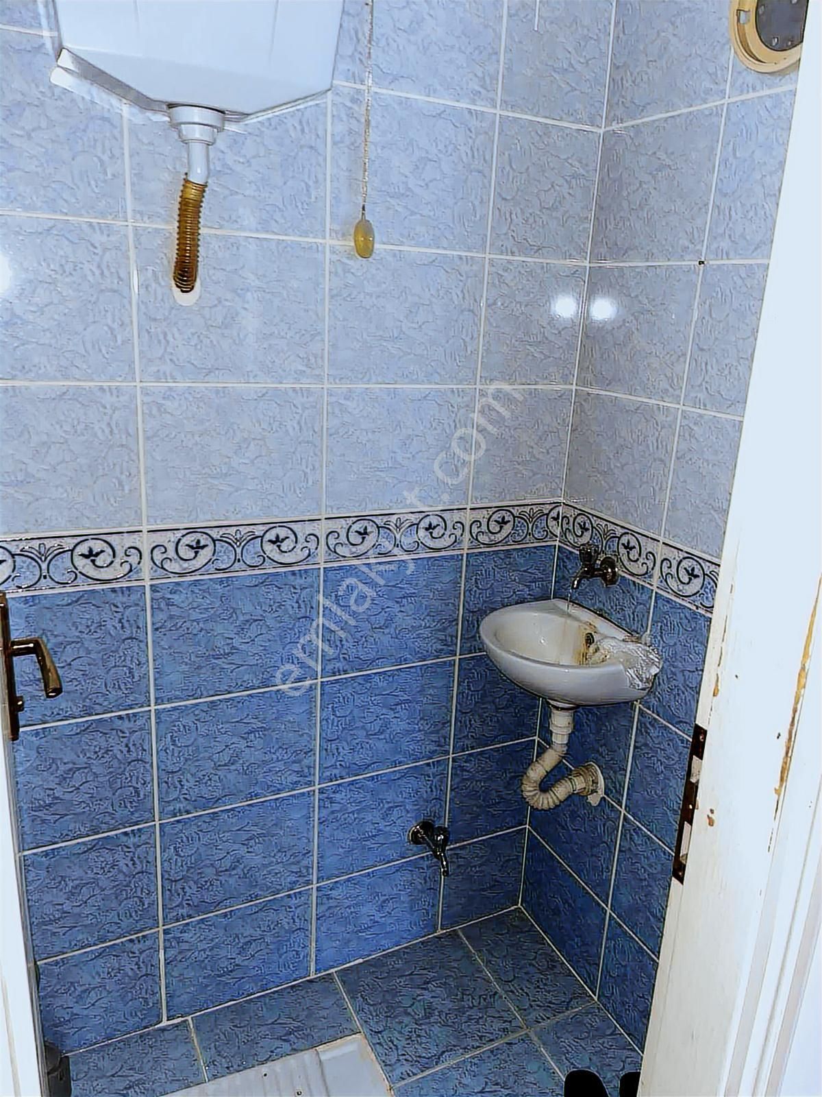 Ümraniye Armağan Evler De 3. Kat Boş Kiralık 2+1 - Görsel 7