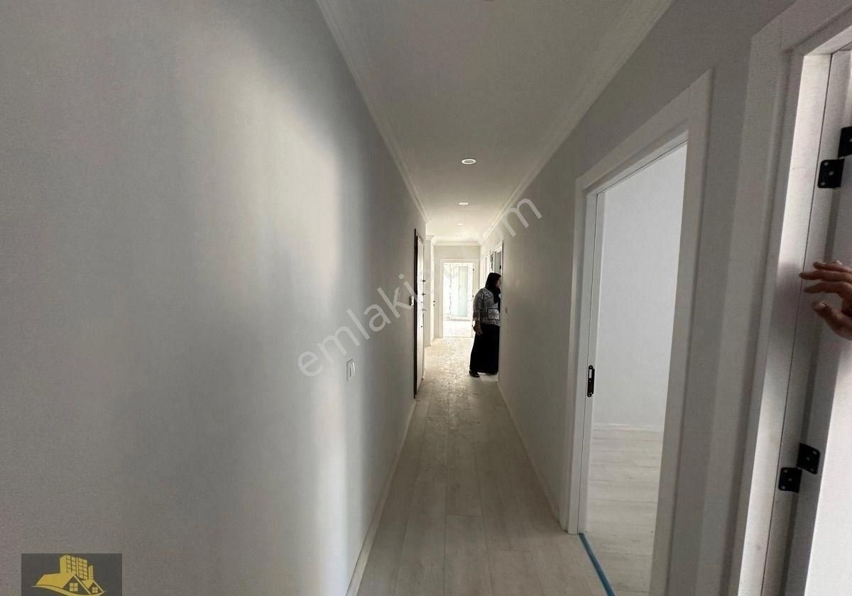 Manavgat Ta Satılık Lüks 3+1 Köşe Başı Daire - Görsel 3