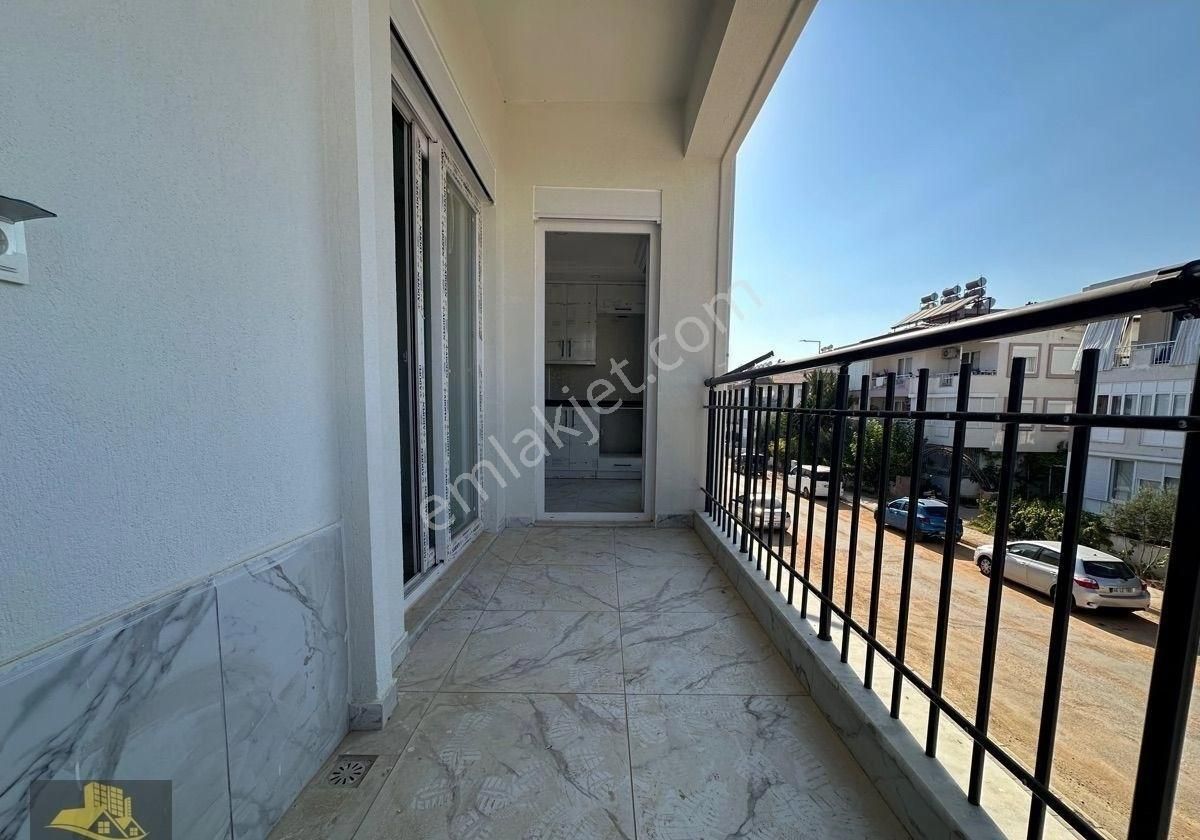Manavgat Ta Satılık Lüks 3+1 Köşe Başı Daire - Görsel 6