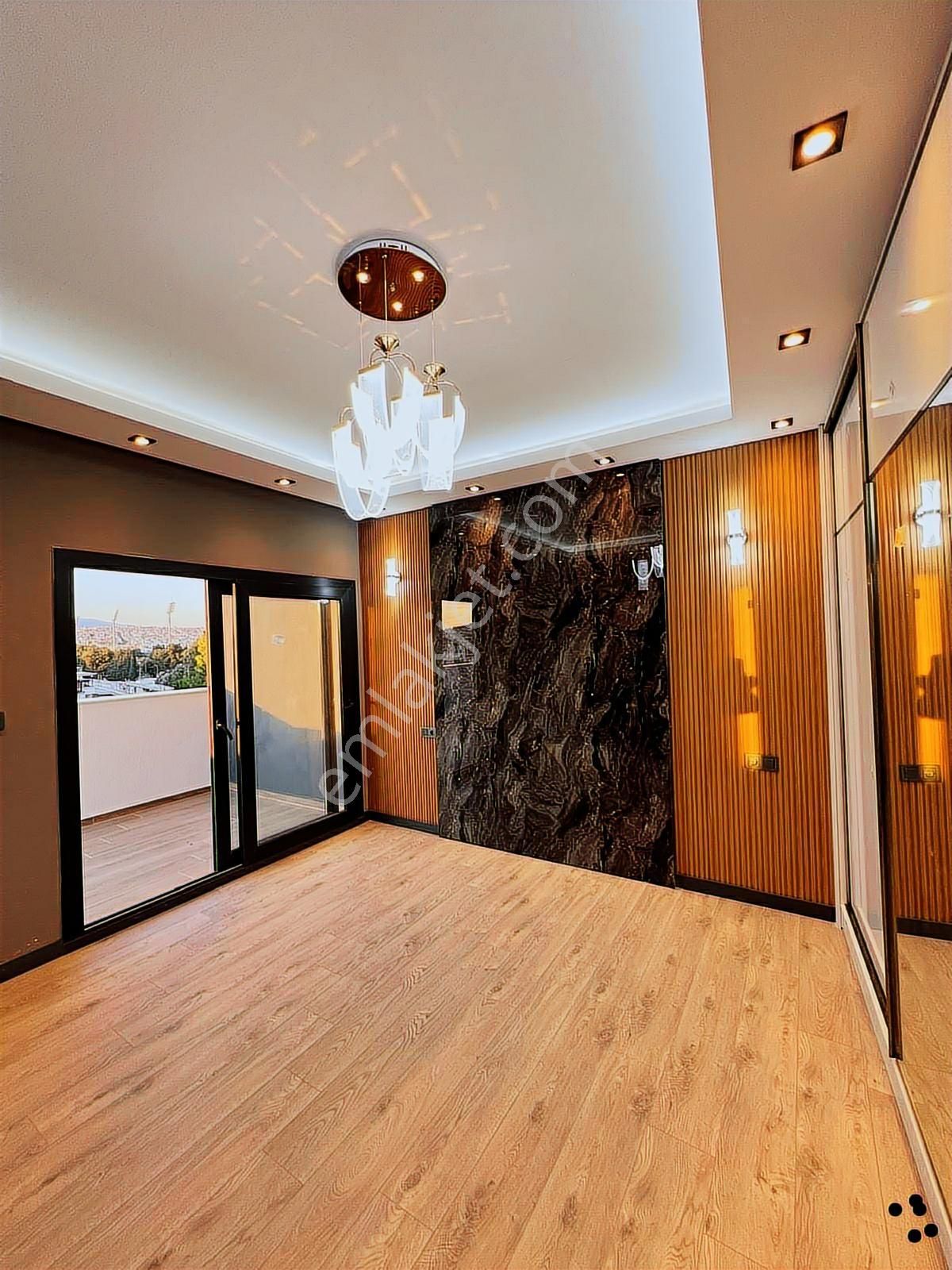 Buca Akıncılar'da Lüks 3+1 Dubleks Daire!!!