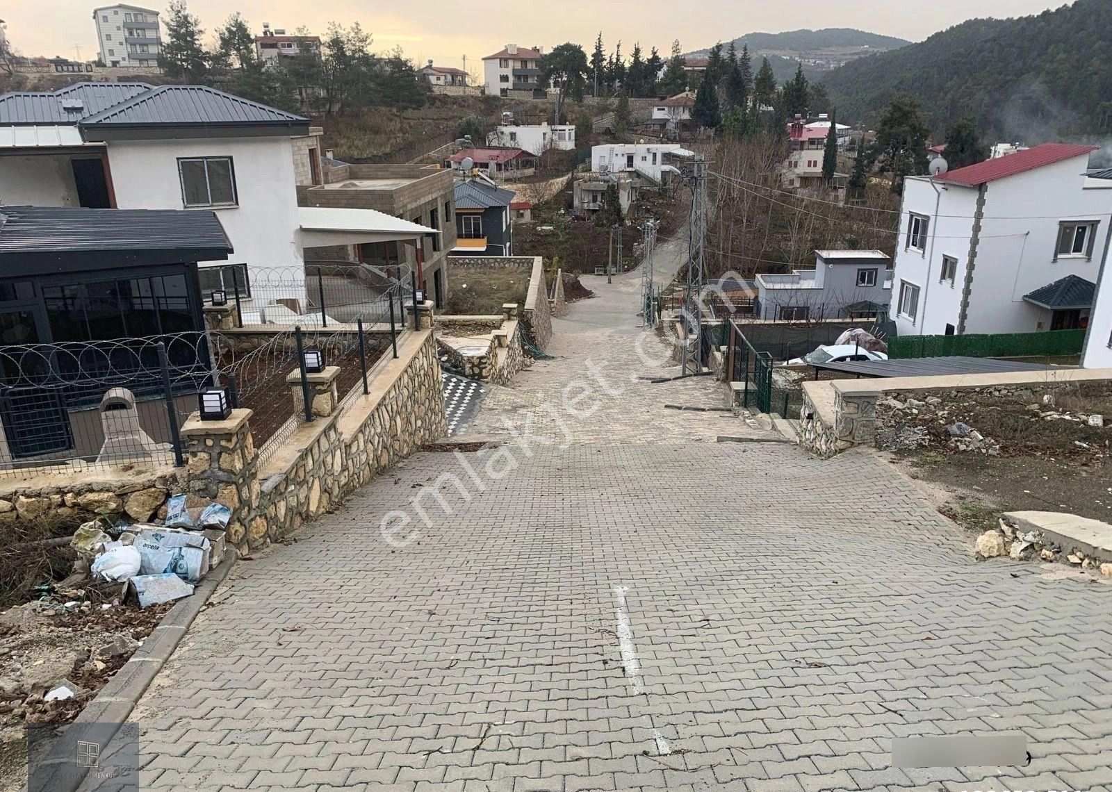 Doğanın Kalbinde, Ruhsatlı Hayalinizdeki Yayla Evi Yeri! - Görsel 4