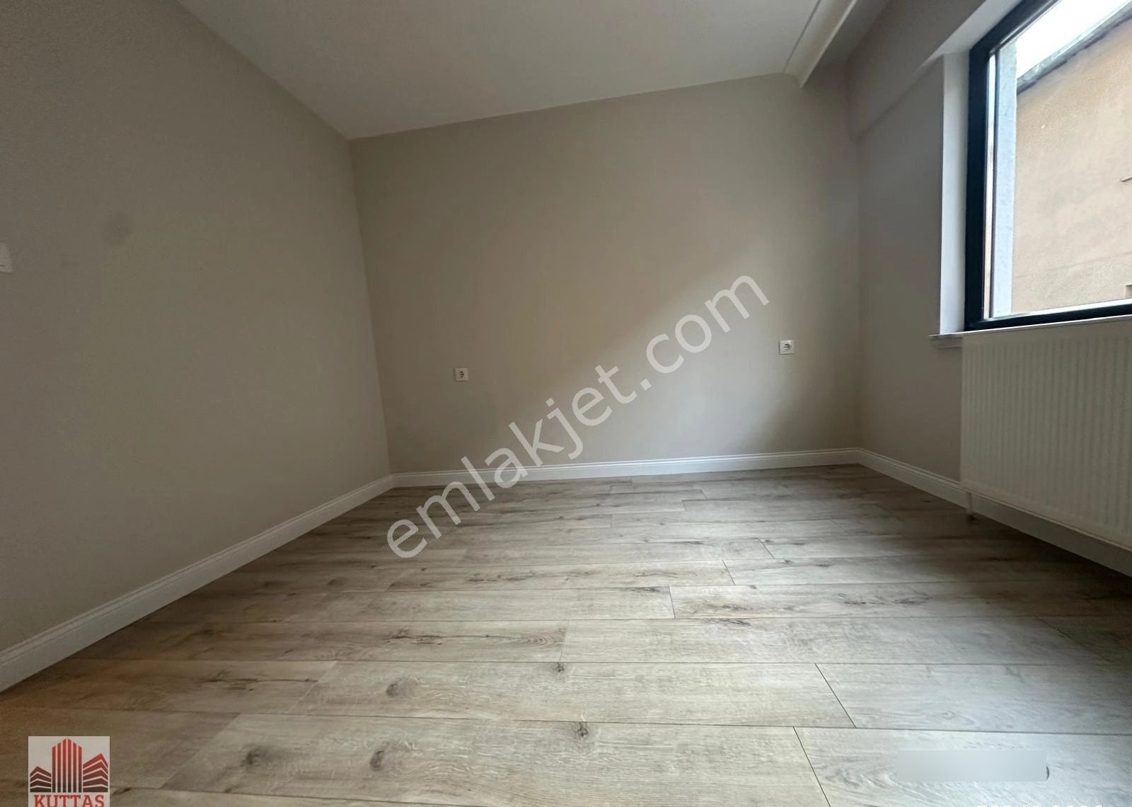 Kuttaş'tan Bahçeli'de Başkent Hastanesi Yakını Katta 1+1 Satılık - Görsel 6