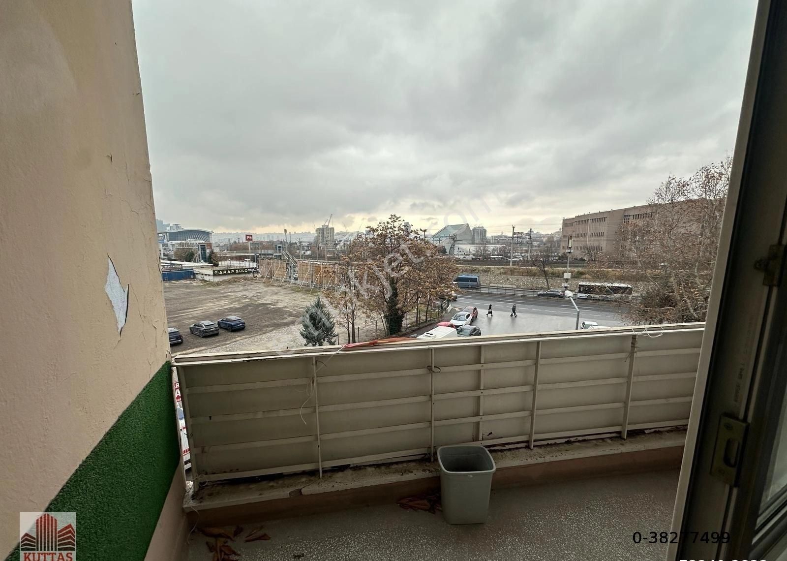 Kuttaş'tan Toros Sokakta 5 Odalı Adliye Karşısı Kiralık Ofis - Görsel 5