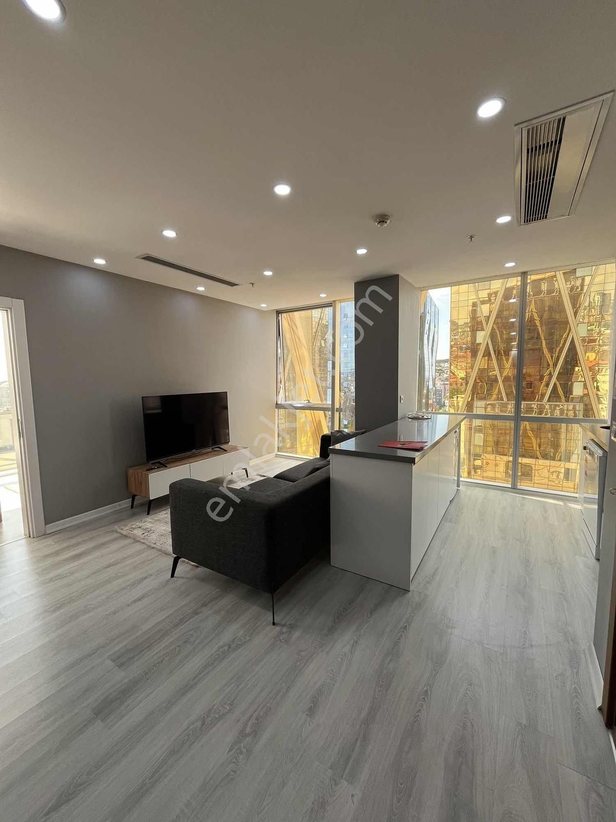 Vazo Kule Deniz Manzaralı 5 Yıldızlı Otel Konforunda - Görsel 16