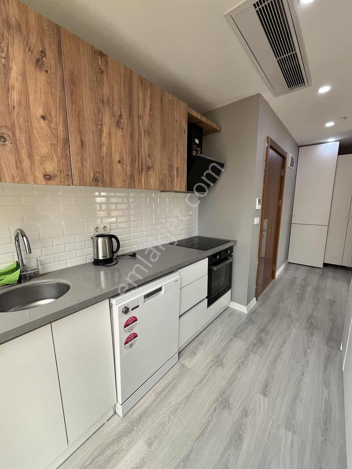 Vazo Kule Deniz Manzaralı 5 Yıldızlı Otel Konforunda - Görsel 8